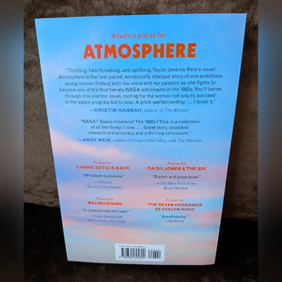 Atmosphere - Picture 3 of 3